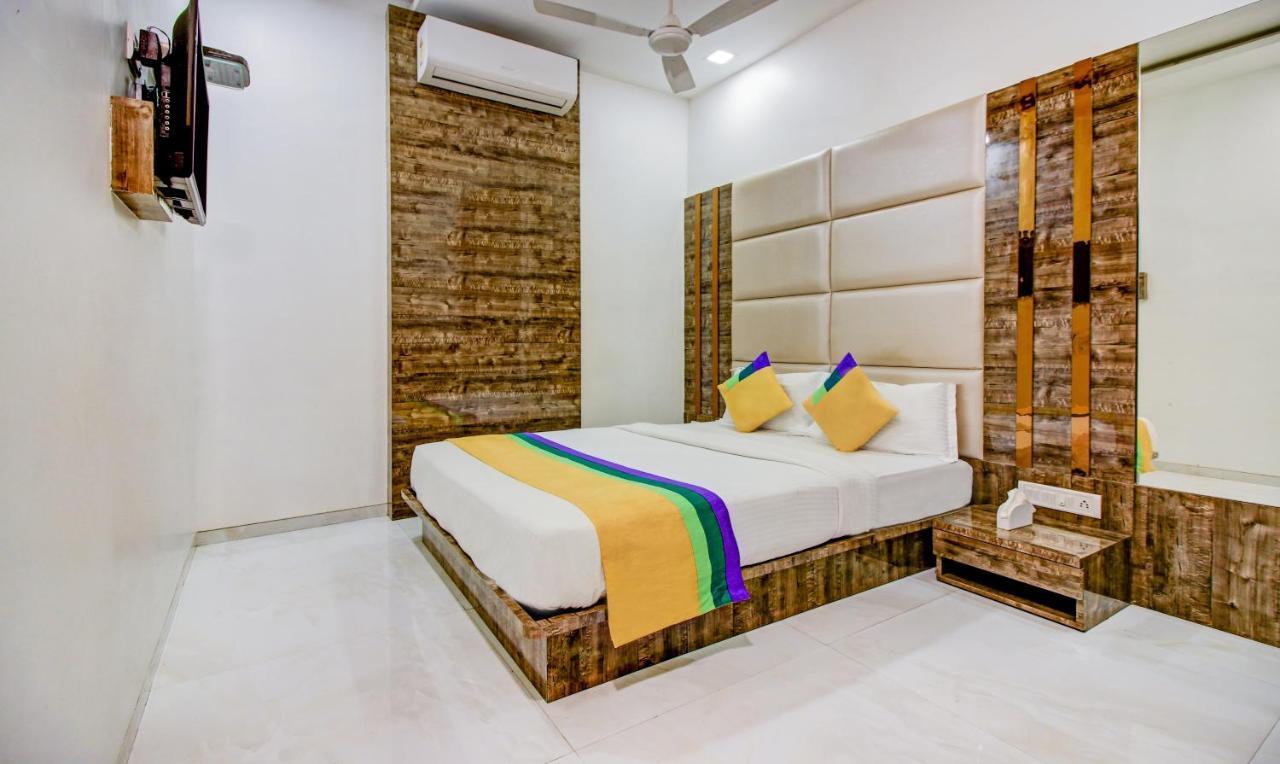 Hotel Magnet Mumbai  Buitenkant foto