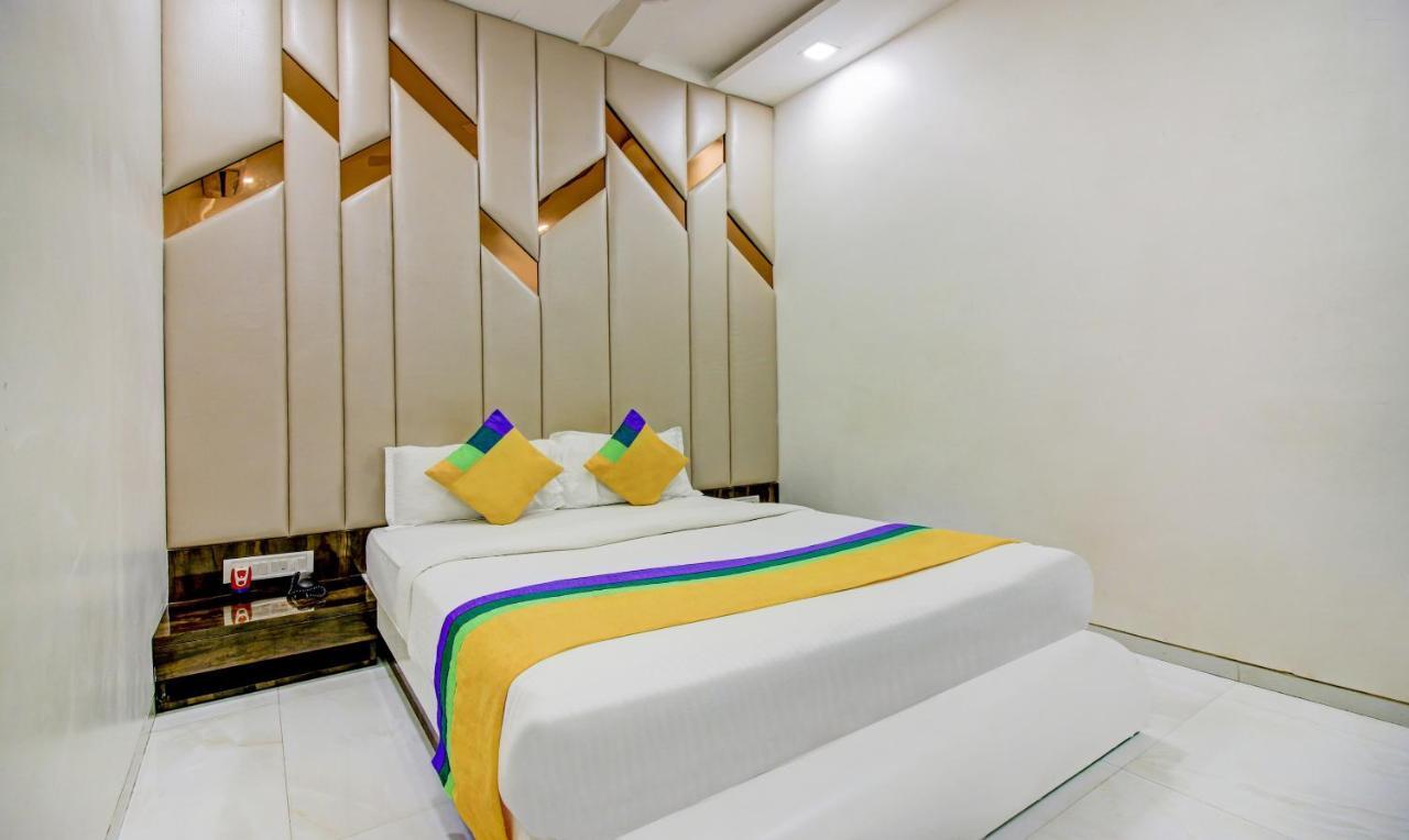 Hotel Magnet Mumbai  Buitenkant foto