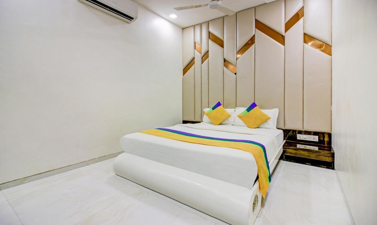 Hotel Magnet Mumbai  Buitenkant foto